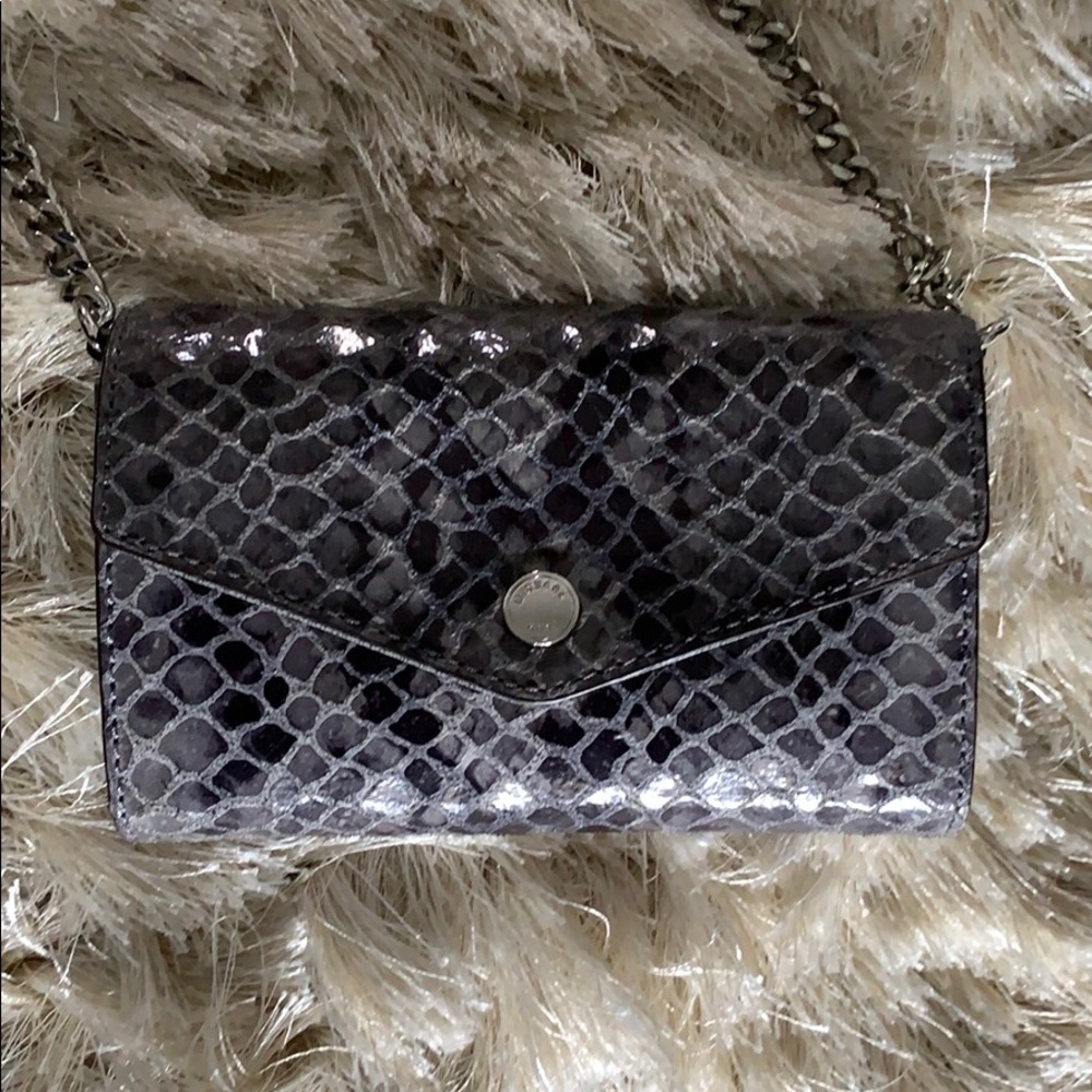 Gray snakeskin print purse